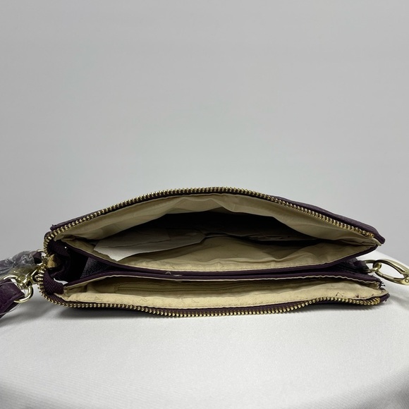 Tahari crossbody - Picture 4 of 6
